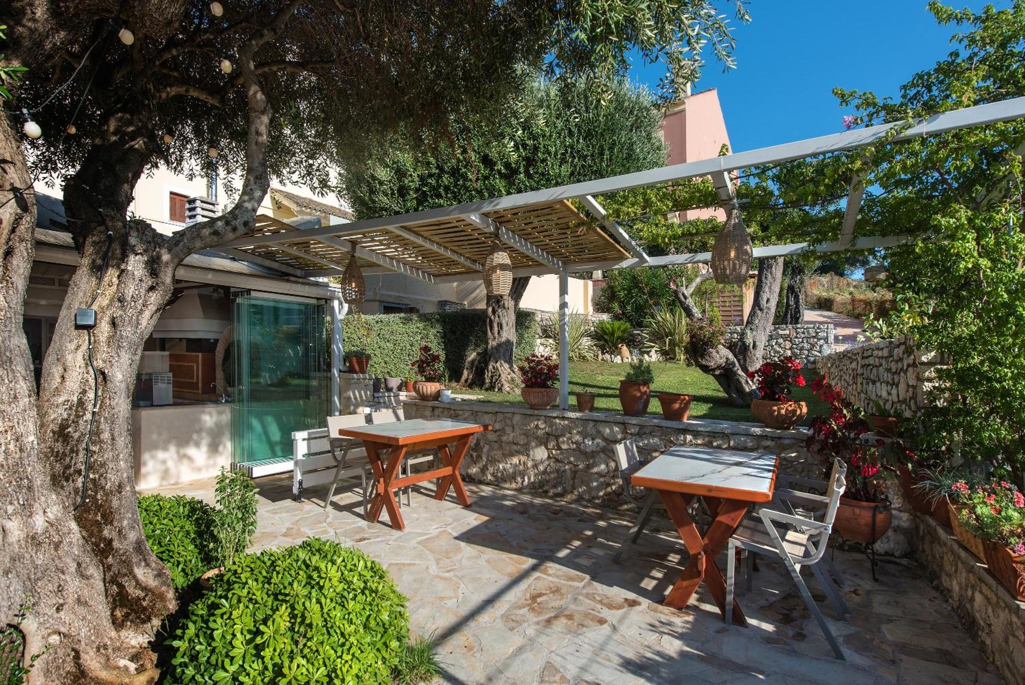 Hill Lofos Hotel Kassiopi Zewnętrze zdjęcie