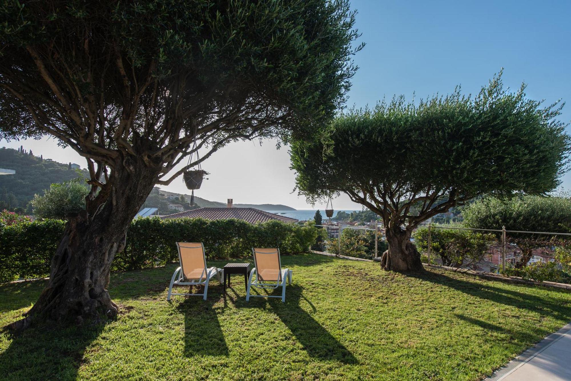 Hill Lofos Hotel Kassiopi Zewnętrze zdjęcie