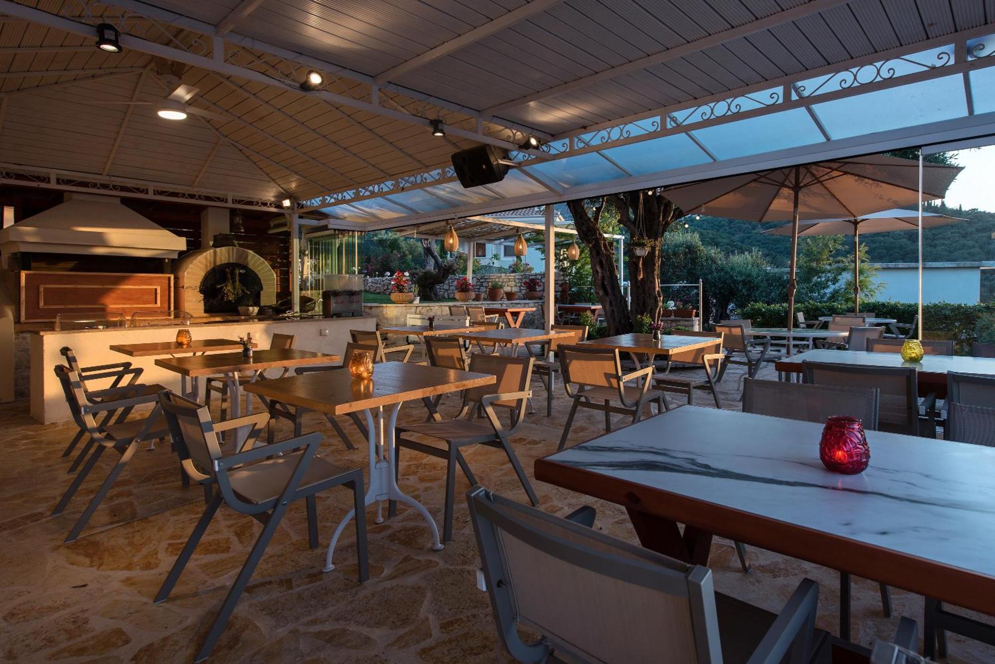 Hill Lofos Hotel Kassiopi Zewnętrze zdjęcie