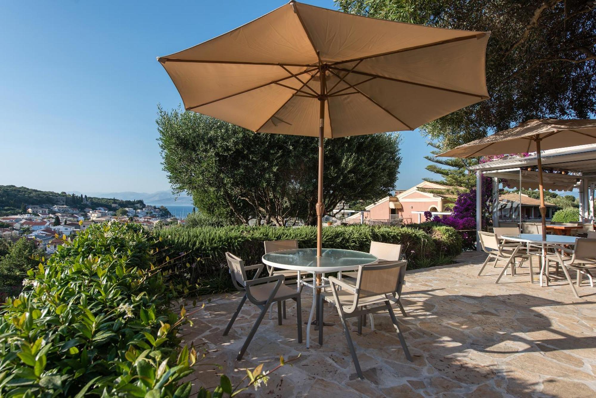 Hill Lofos Hotel Kassiopi Zewnętrze zdjęcie